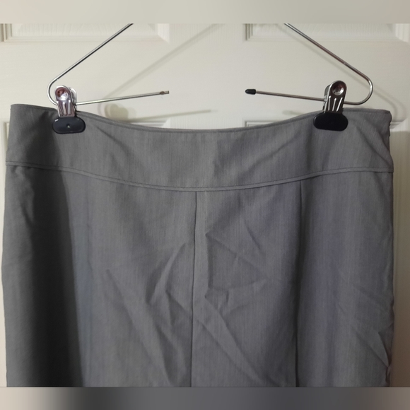 Sigrid Olsen Embroidered Gray Skirt - Picture 3 of 9